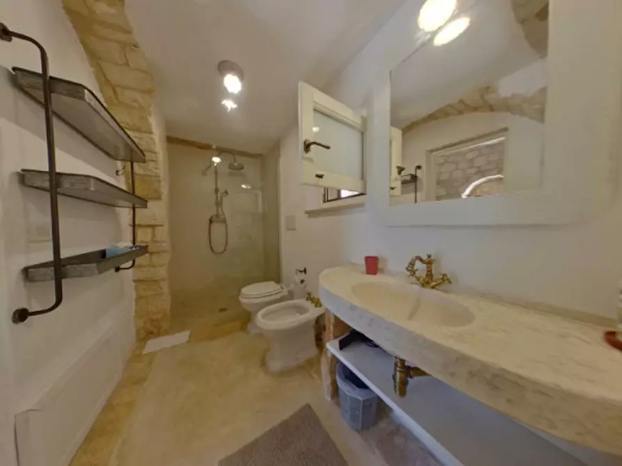 Immagine 23 di Rustico / casale in vendita  a Fasano