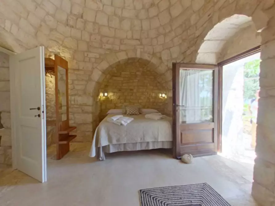 Immagine 26 di Rustico / casale in vendita  a Fasano