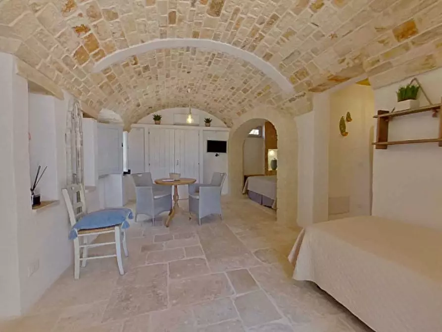 Immagine 35 di Rustico / casale in vendita  a Fasano