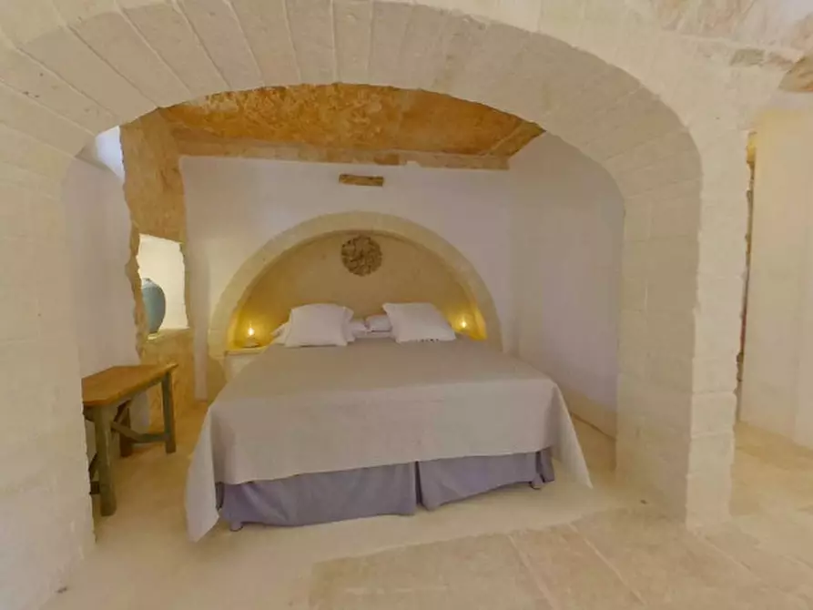 Immagine 38 di Rustico / casale in vendita  a Fasano