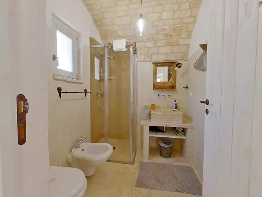 Immagine 41 di Rustico / casale in vendita  a Fasano