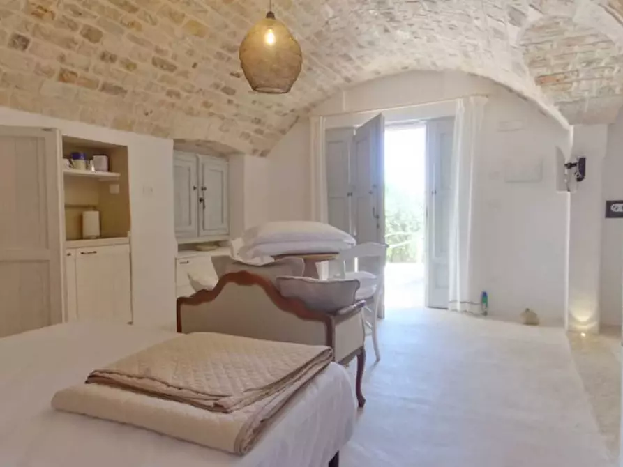 Immagine 46 di Rustico / casale in vendita  a Fasano