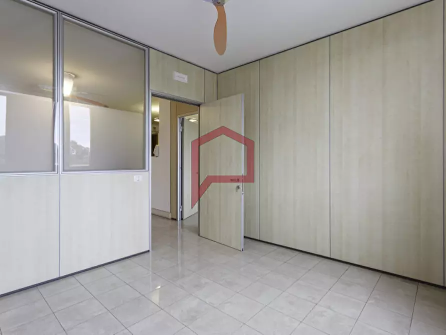 Immagine 9 di Ufficio in vendita  in Mestre a Venezia