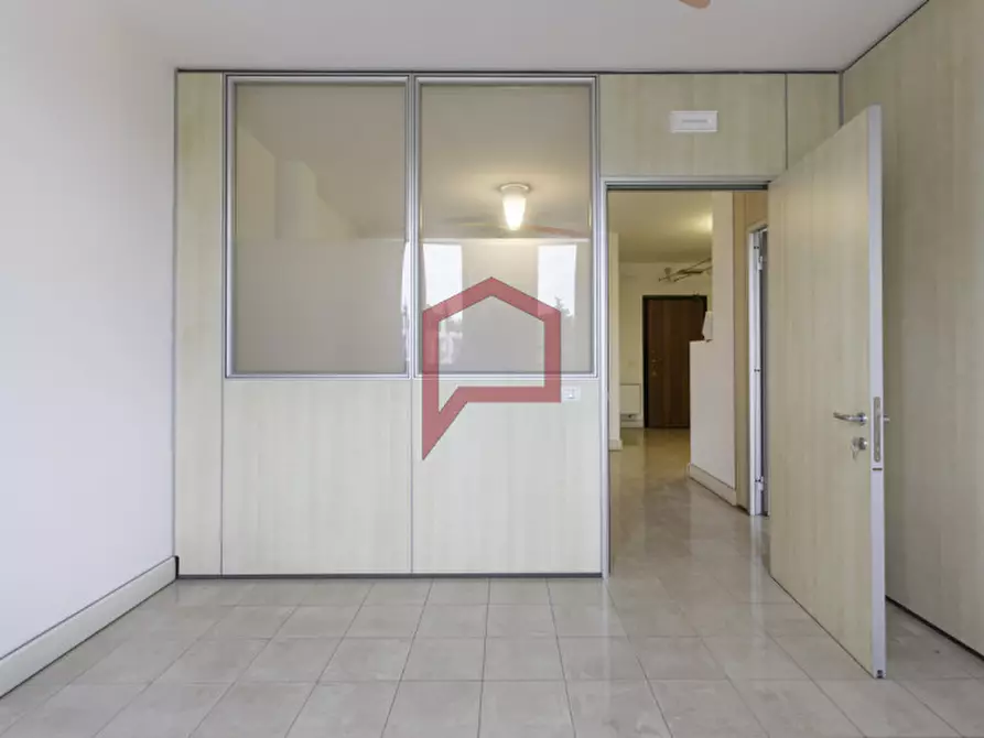 Immagine 10 di Ufficio in vendita  in Mestre a Venezia