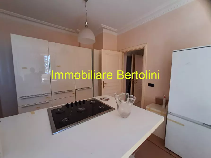 Immagine 16 di Villa in affitto  in c.so marconi a San Remo