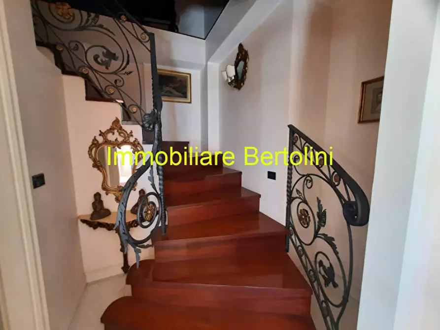 Immagine 19 di Villa in affitto  in c.so marconi a San Remo