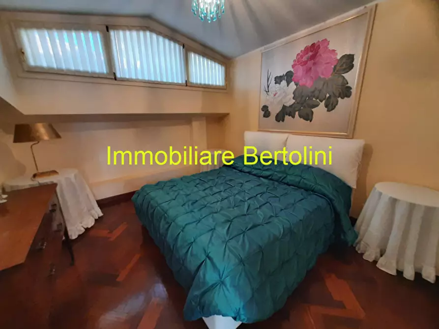 Immagine 51 di Villa in affitto  in c.so marconi a San Remo