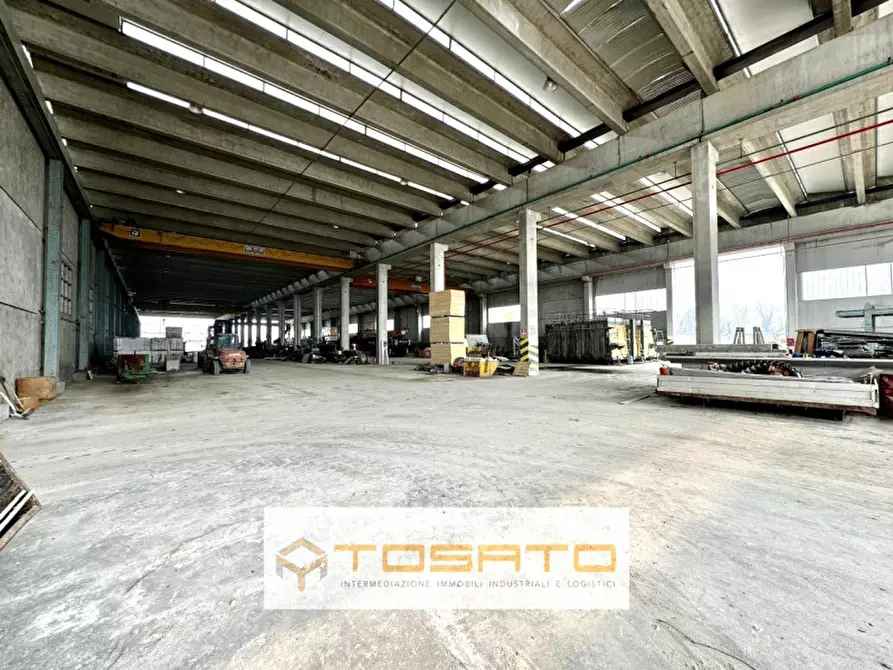 Immagine 1 di Capannone industriale in affitto  a Cittadella