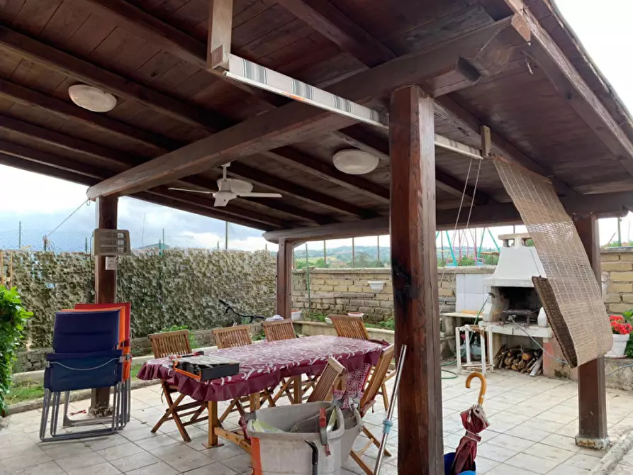 Immagine 11 di Casa indipendente in vendita  in VIA DEI PINI a Campagnano Di Roma