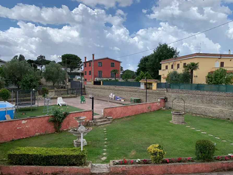 Immagine 20 di Casa indipendente in vendita  in VIA DEI PINI a Campagnano Di Roma