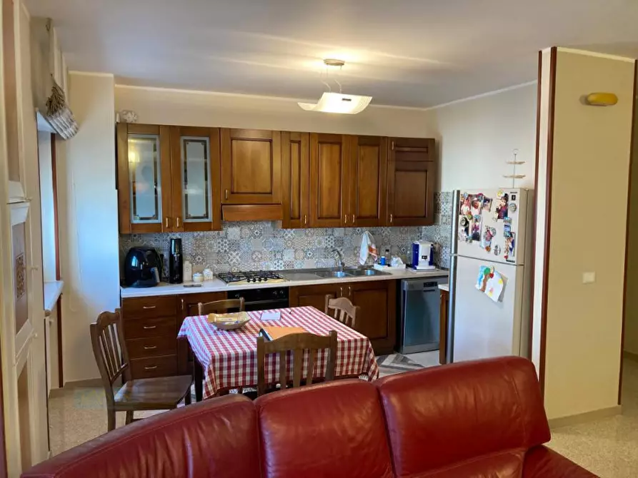 Immagine 2 di Appartamento in vendita  in Via Pier Santi Mattarella a Ceglie Messapico