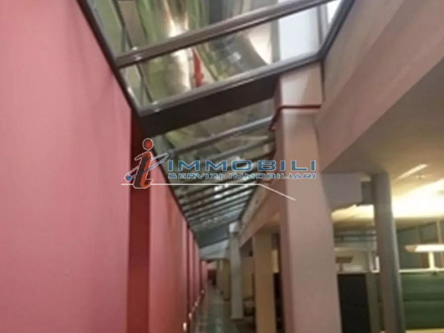 Immagine 23 di Laboratorio in affitto  in VIA CAMPANIA a Monza