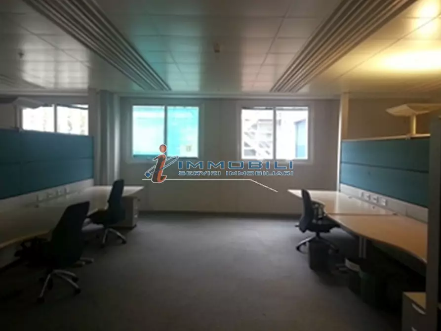 Immagine 9 di Laboratorio in affitto  in VIA CAMPANIA a Monza