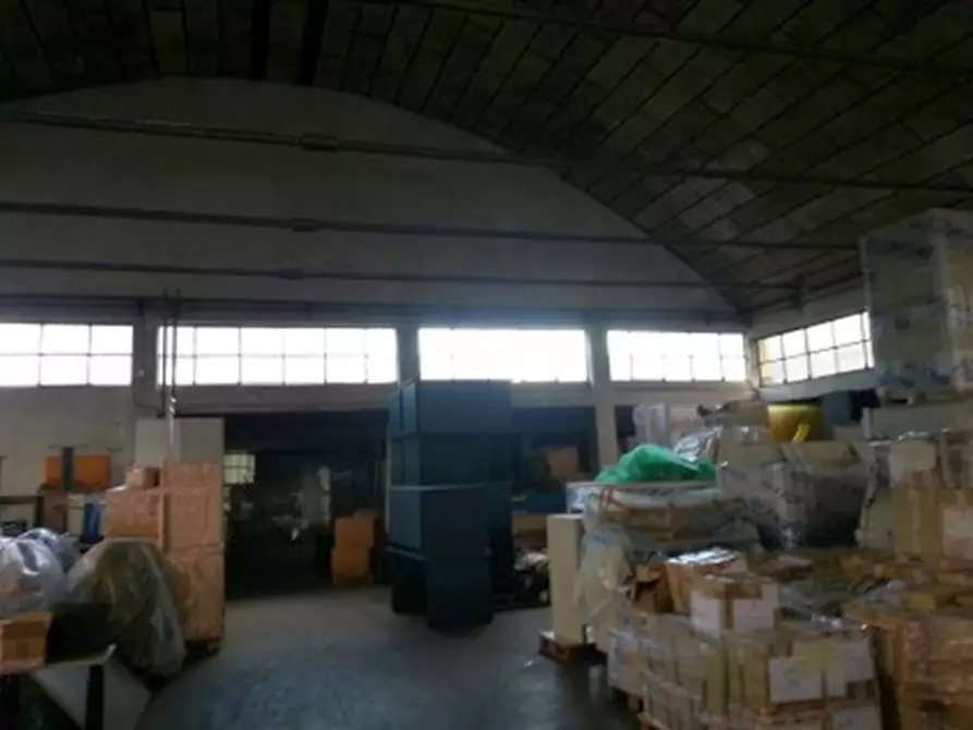 Immagine 20 di Magazzino in vendita  in VIA GORIZIA a Pioltello