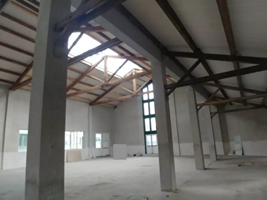 Immagine 19 di Palazzo in affitto  in PIAZZA QUATTRO NOVEMBRE a Milano