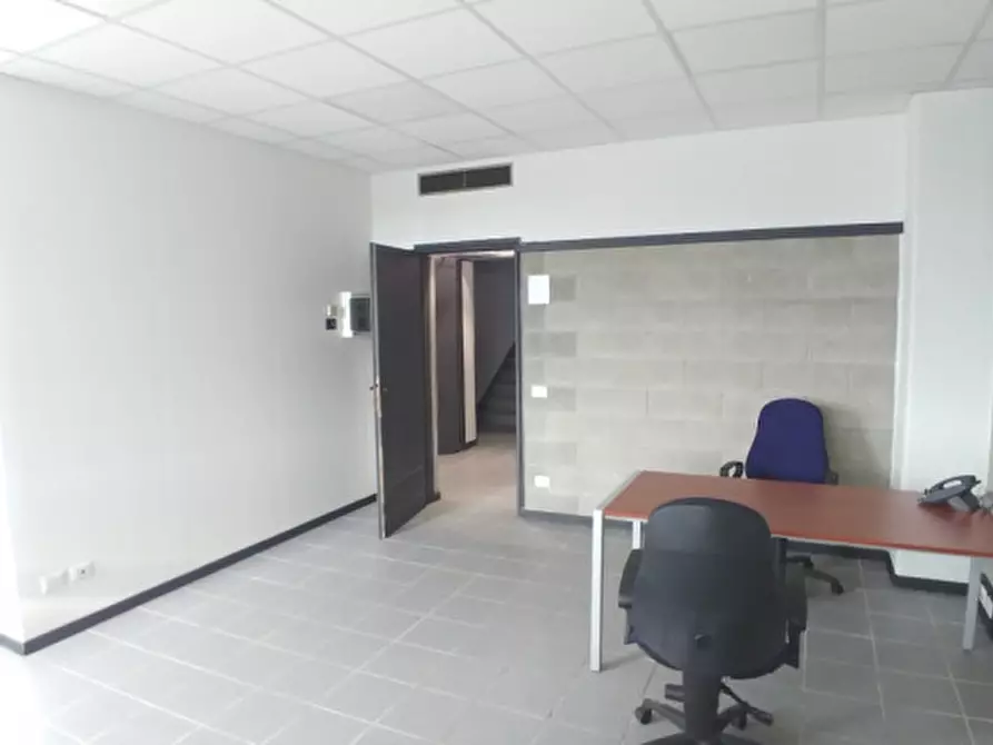 Immagine 11 di Ufficio in affitto  in VIA BINDELERA a Brugherio