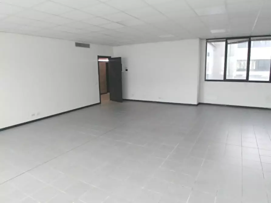 Immagine 19 di Ufficio in affitto  in VIA BINDELERA a Brugherio