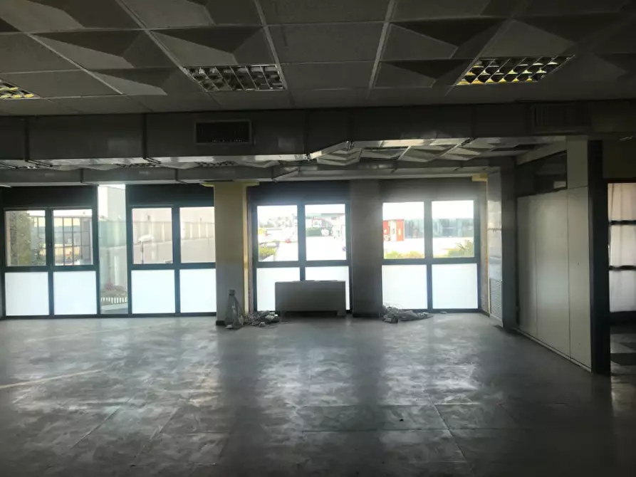 Immagine 3 di Ufficio in affitto  in VIA OZANAM a Concorezzo