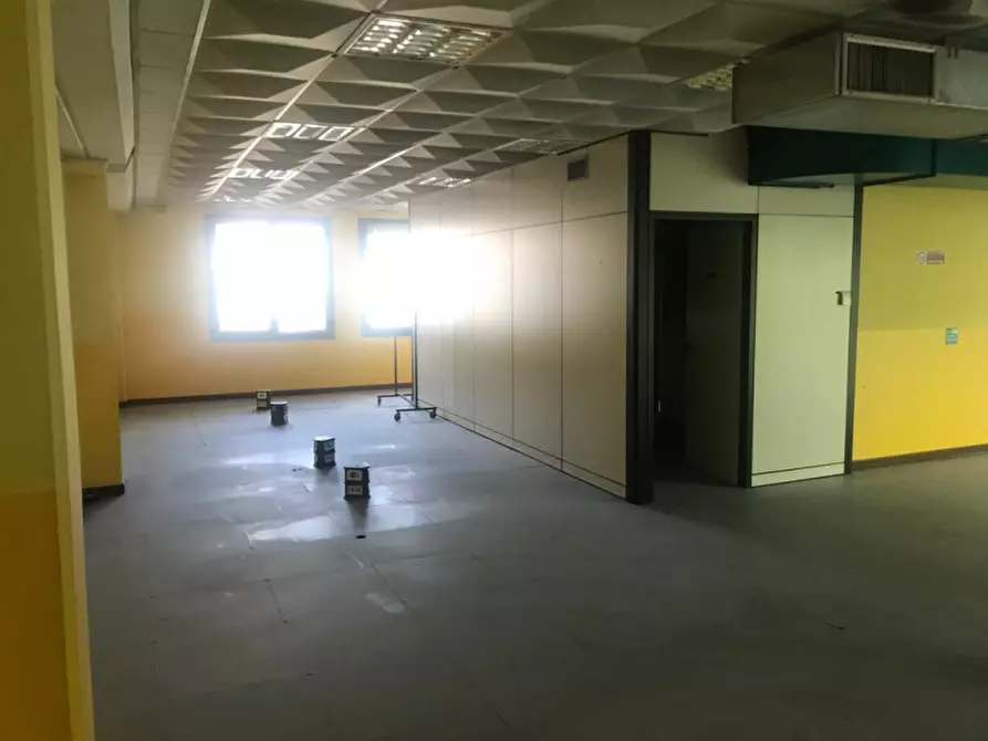 Immagine 11 di Ufficio in affitto  in VIA OZANAM a Concorezzo