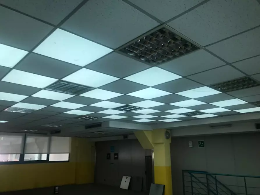 Immagine 21 di Ufficio in affitto  in VIA OZANAM a Concorezzo