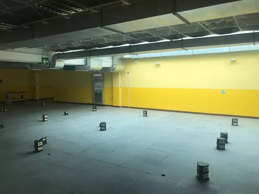 Immagine 23 di Ufficio in affitto  in VIA OZANAM a Concorezzo