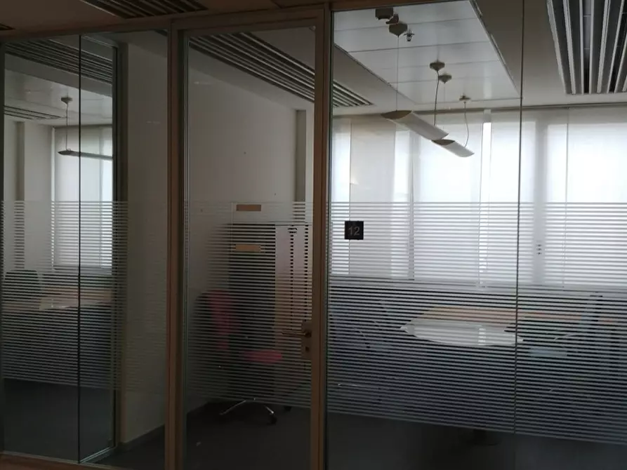 Immagine 9 di Ufficio in affitto  in VIA CAMPANIA a Monza