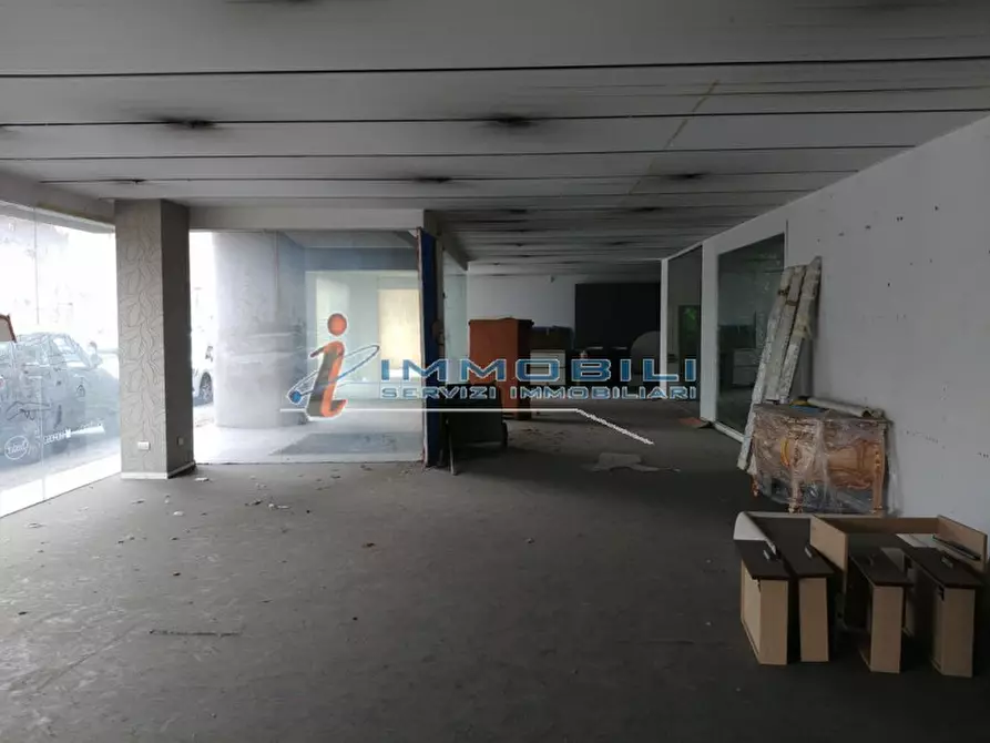 Immagine 5 di Attività commerciale in vendita  in VIA TRENTO a Lissone