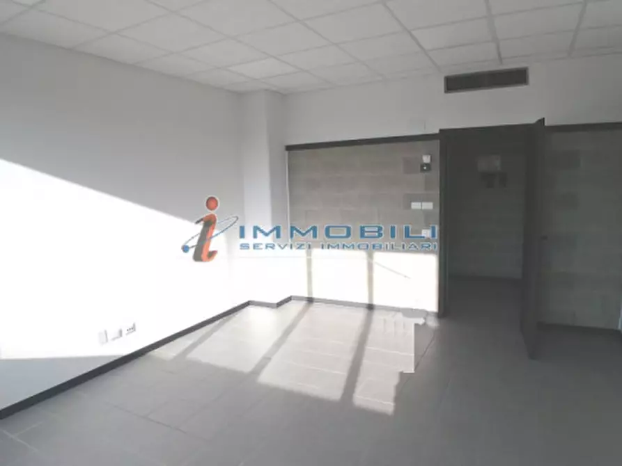 Immagine 23 di Capannone industriale in affitto  in VIA BINDELERA a Brugherio