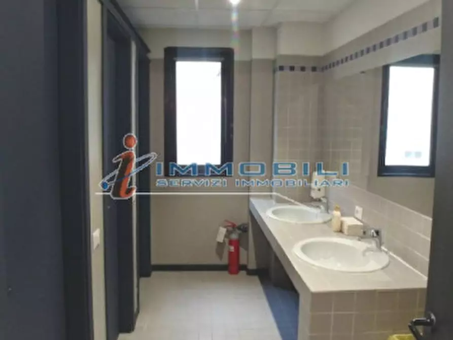 Immagine 24 di Capannone industriale in affitto  in VIA BINDELERA a Brugherio