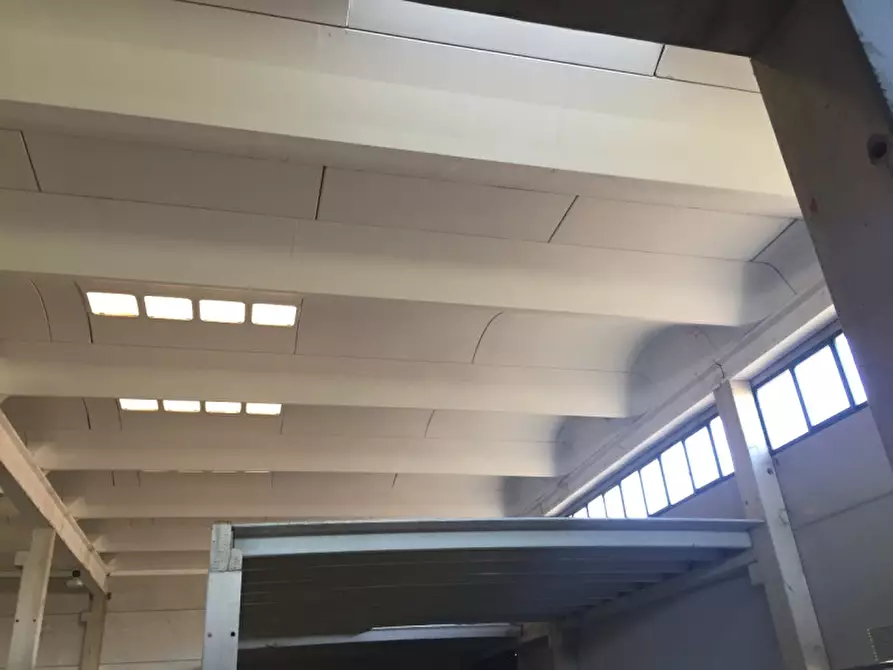 Immagine 20 di Capannone industriale in vendita  in VIA COMO a Gessate