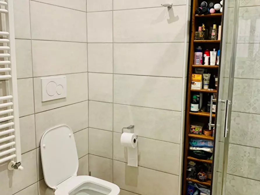 Immagine 20 di Appartamento in vendita  in Via Pompei a Roma