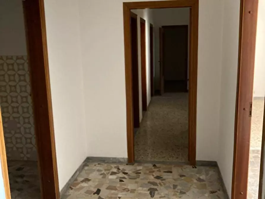 Immagine 4 di Appartamento in vendita  in Via Giacomo Matteotti a Ceglie Messapico