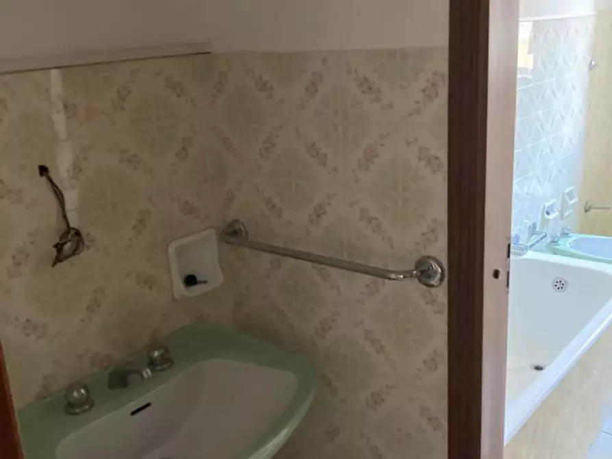 Immagine 13 di Appartamento in vendita  in Via Giacomo Matteotti a Ceglie Messapico