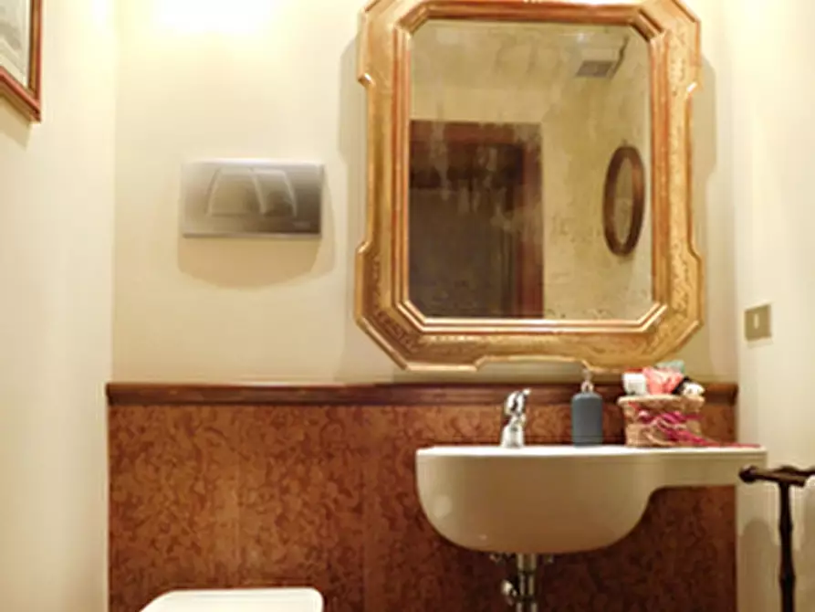 Immagine 17 di Villa in vendita  in Longare a Longare