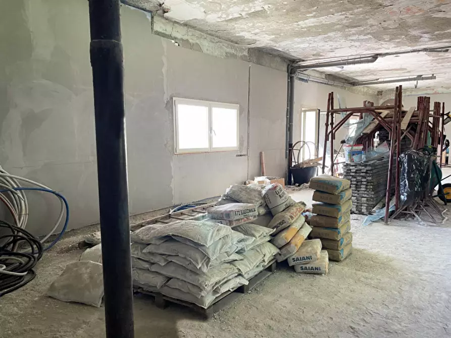 Immagine 25 di Villa in vendita  in Loc. Breila a Tornolo