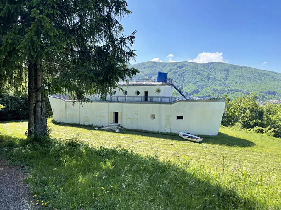 Immagine 35 di Villa in vendita  in Loc. Breila a Tornolo