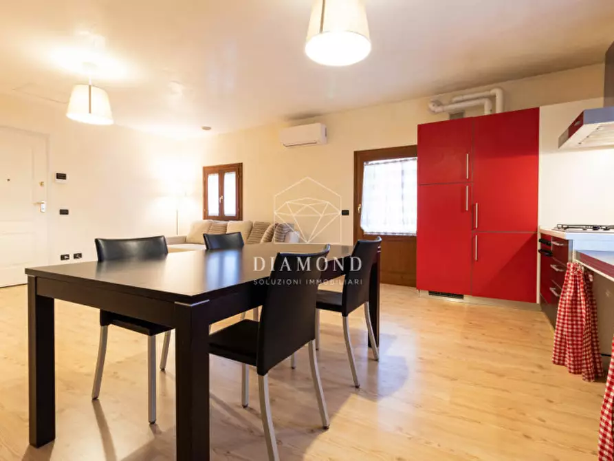 Immagine 7 di Appartamento in affitto  in Via Feltrina Centro a Montebelluna