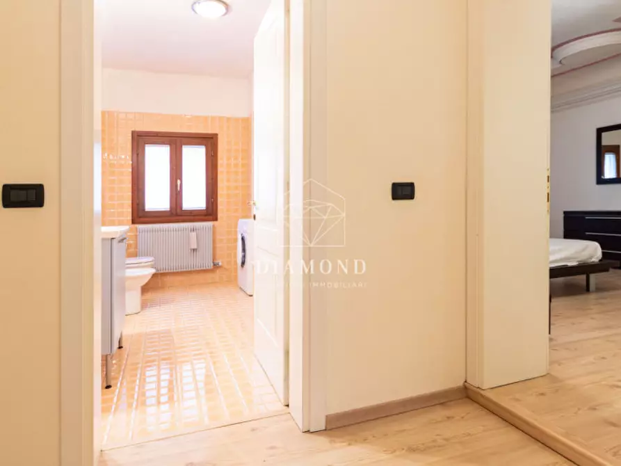 Immagine 14 di Appartamento in affitto  in Via Feltrina Centro a Montebelluna