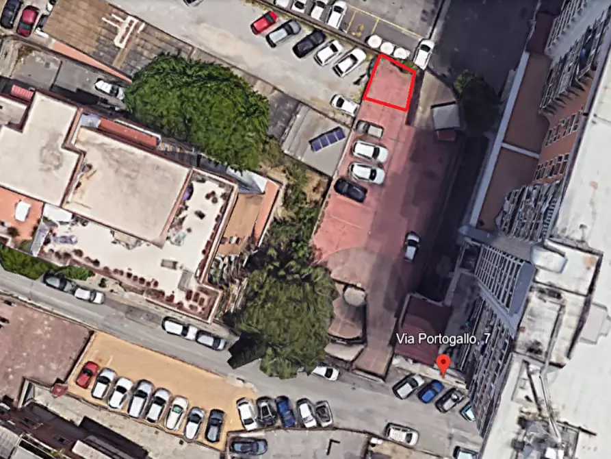 Immagine 2 di Posto auto in vendita  in via portogallo 7 a Palermo