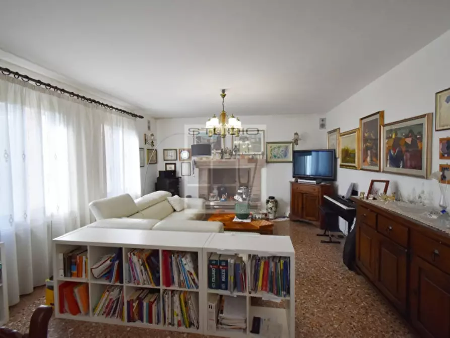 Immagine 3 di Casa indipendente in vendita  in via Palladio a Loreggia