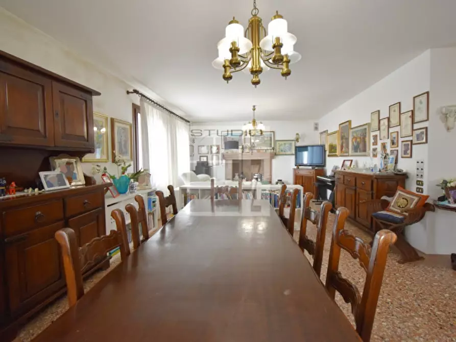 Immagine 2 di Casa indipendente in vendita  in via Palladio a Loreggia