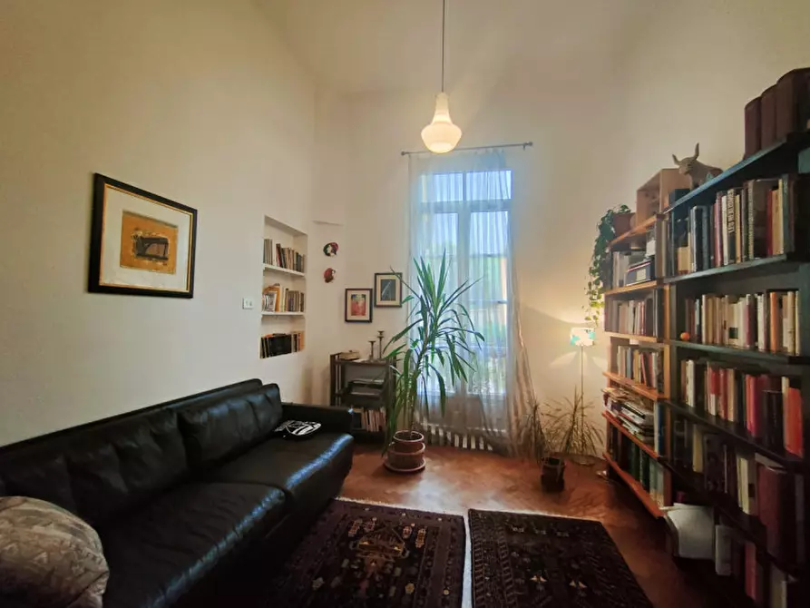 Immagine 8 di Appartamento in vendita  in Via belle arti 7 a Bologna