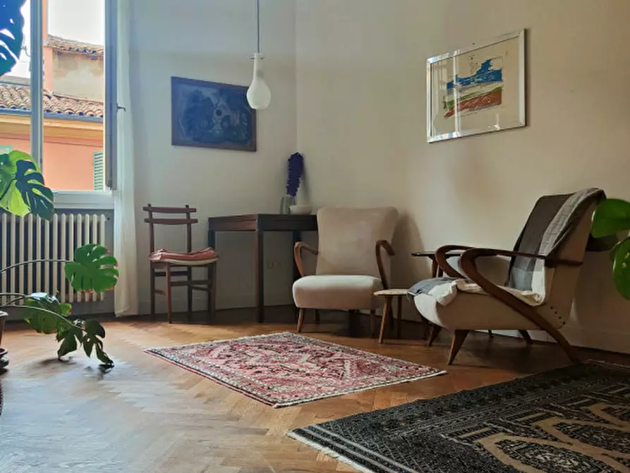 Immagine 11 di Appartamento in vendita  in Via belle arti 7 a Bologna