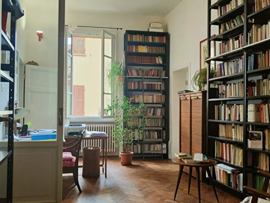 Immagine 26 di Appartamento in vendita  in Via belle arti 7 a Bologna