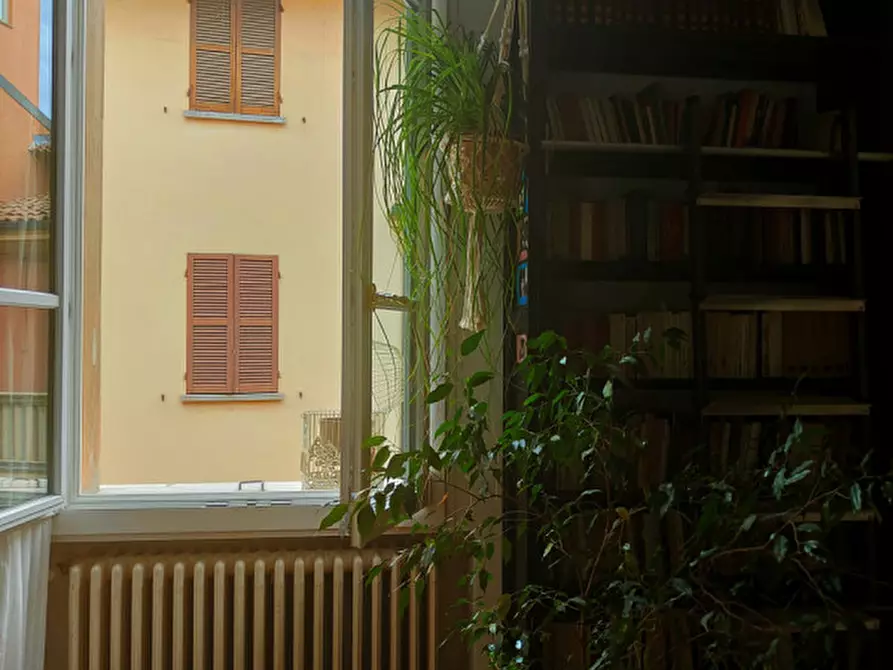 Immagine 37 di Appartamento in vendita  in Via belle arti 7 a Bologna