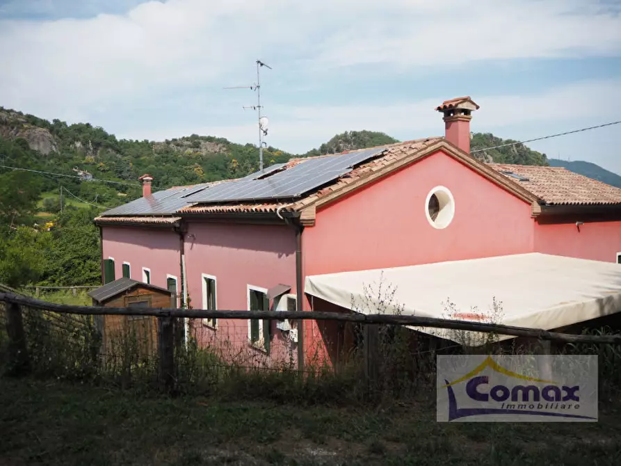 Immagine 4 di Rustico / casale in vendita  in Via G. Marconi a Teolo