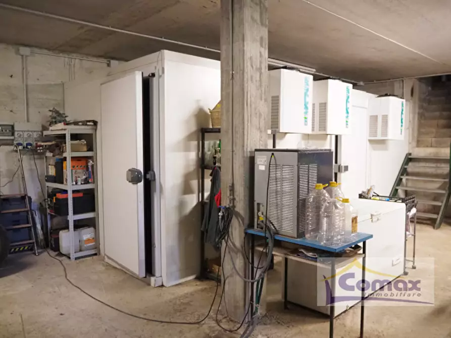 Immagine 24 di Rustico / casale in vendita  in Via G. Marconi a Teolo