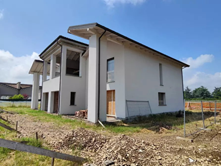 Immagine 1 di Casa bifamiliare in vendita  in via Marconi a Montechiarugolo