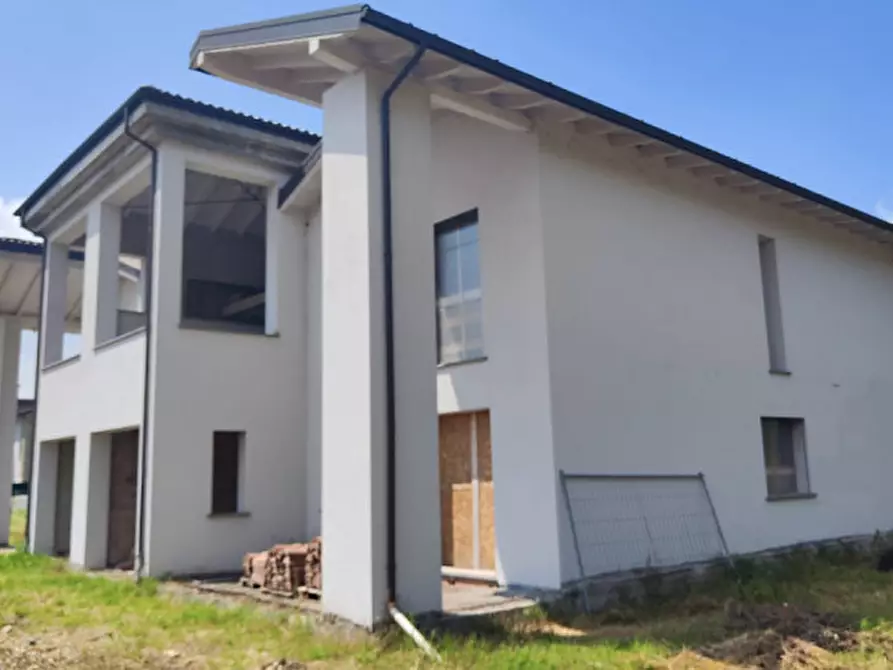 Immagine 2 di Casa bifamiliare in vendita  in via Marconi a Montechiarugolo