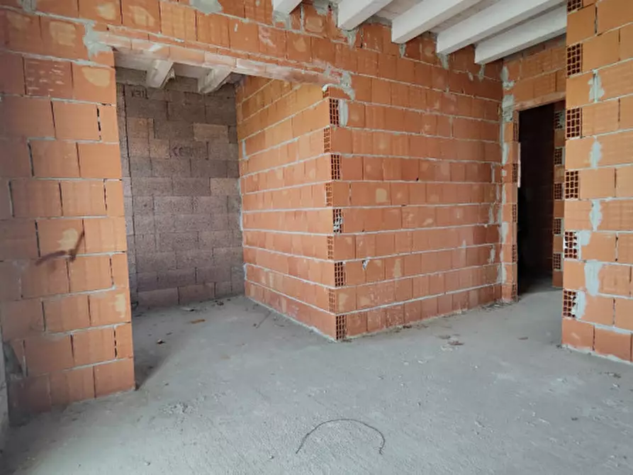 Immagine 6 di Casa bifamiliare in vendita  in via Marconi a Montechiarugolo